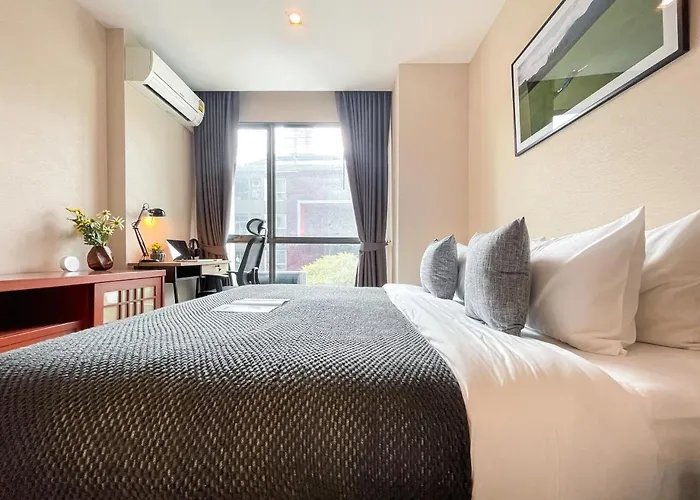 Near Bts L Sukhumvit L Pool And Garden شقة بانكوك