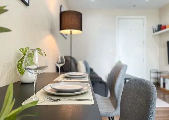 Near Bts L Sukhumvit L Pool And Garden شقة