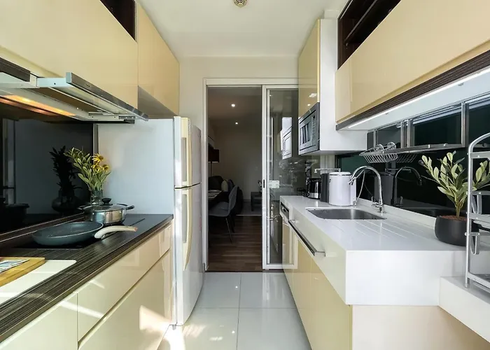 شقة Near Bts L Sukhumvit L Pool And Garden *