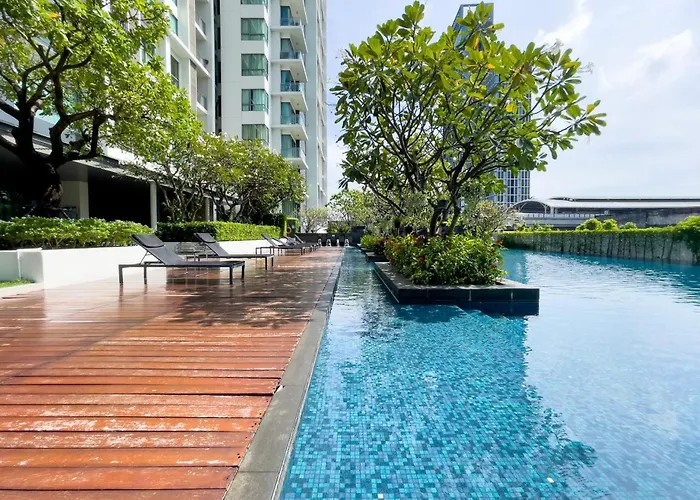 Near Bts L Sukhumvit L Pool And Garden شقة بانكوك