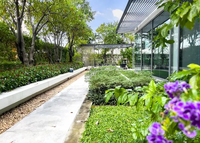 Near Bts L Sukhumvit L Pool And Garden شقة بانكوك