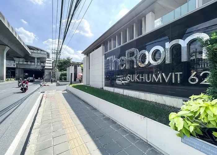 Near Bts L Sukhumvit L Pool And Garden شقة بانكوك
